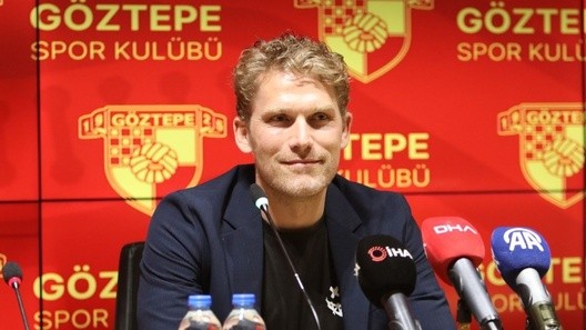 PR Rasmus Ankersen at Göztepe SK