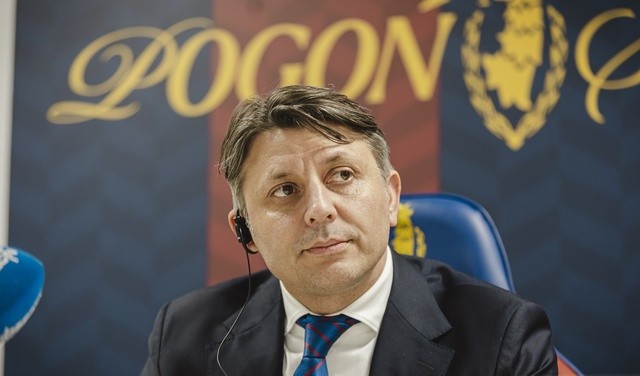 PR